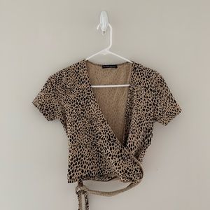 🤎Rare Brandy Melville Leopard Top🤎